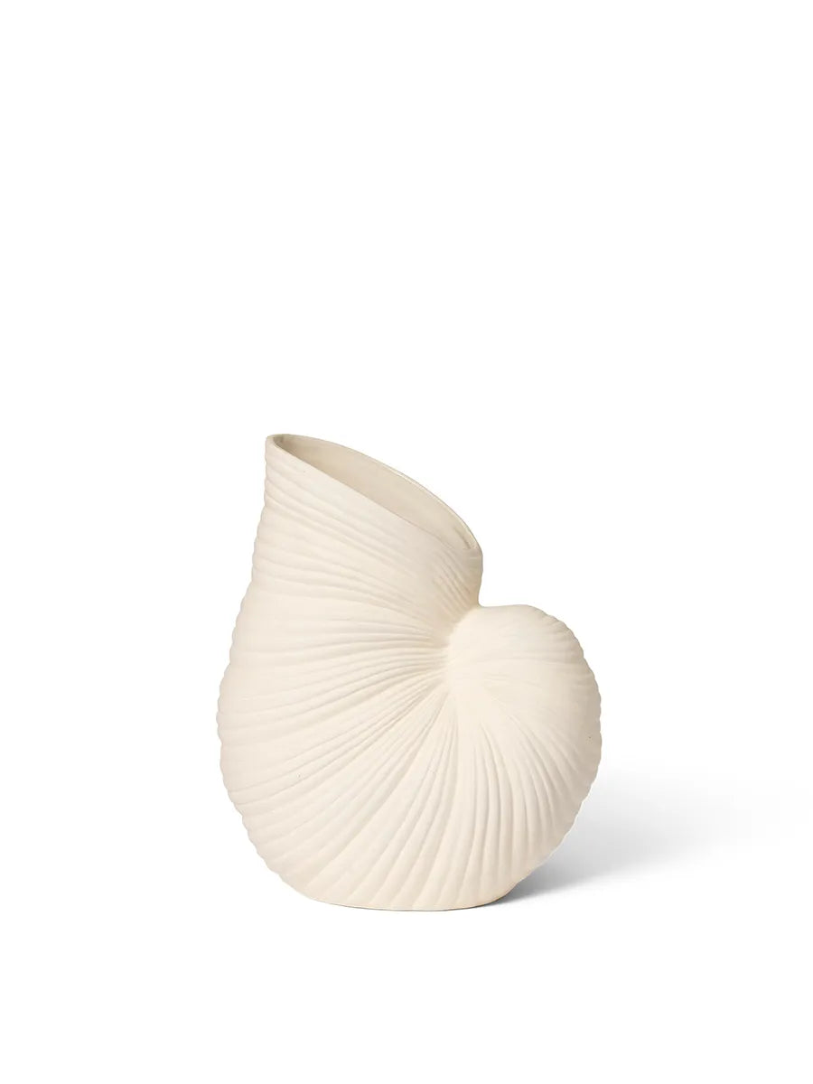 Shell Vase fra Ferm Living - 1 - Jacobsen Plus