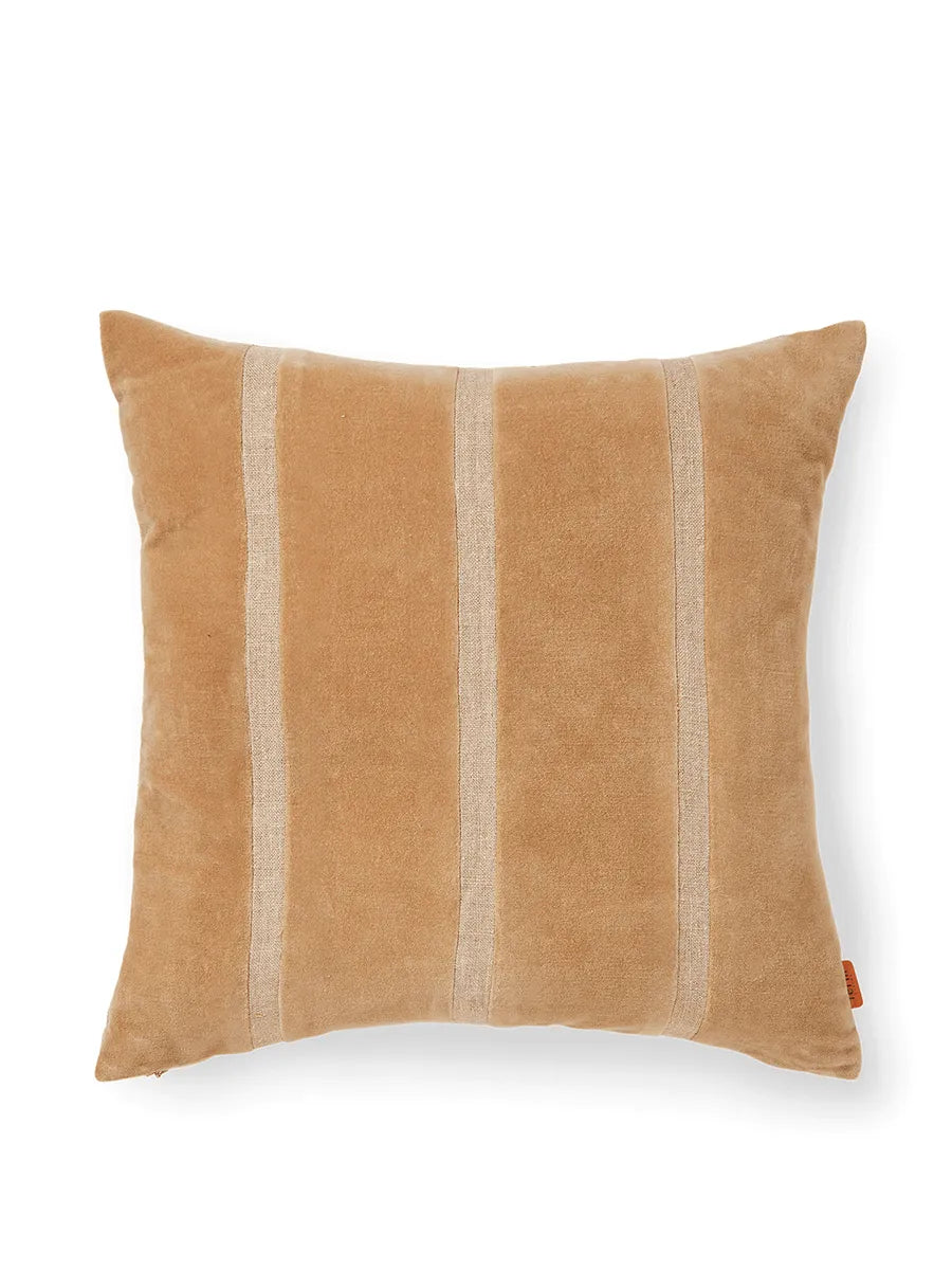 Senti Stripe Cushion fra Ferm Living - Dark Sand - Jacobsen Plus