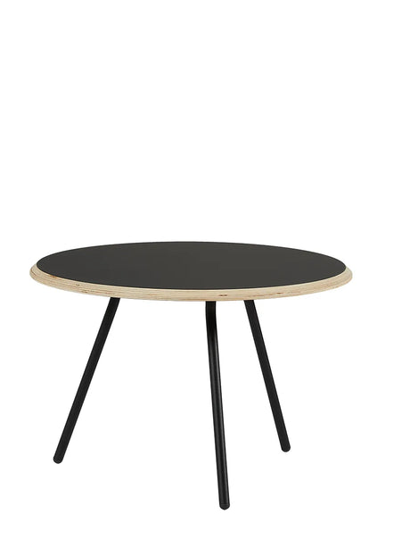 Soround Coffee Table, Ø 60 cm fra Woud - Sort nanolaminat / H 40,5 cm - Jacobsen Plus