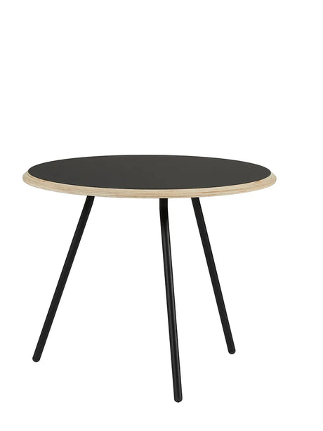 Soround Coffee Table, Ø 60 cm fra Woud - Sort nanolaminat / H 49 cm - Jacobsen Plus