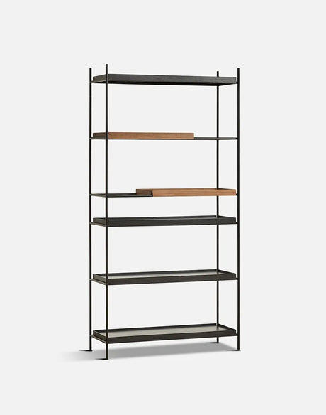 Tray Shelf, høj fra Woud - Black: 4 wide - Walnut: 2 short - Jacobsen Plus