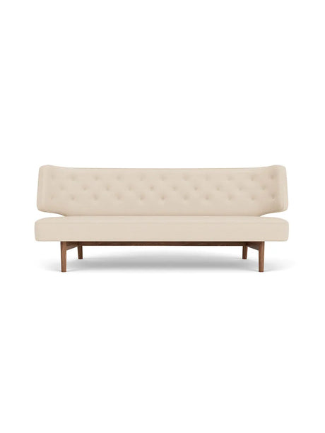 Radiohus Sofa P2 fra Audo Copenhagen - Valnød - Hallingdal 65 200 - Jacobsen Plus