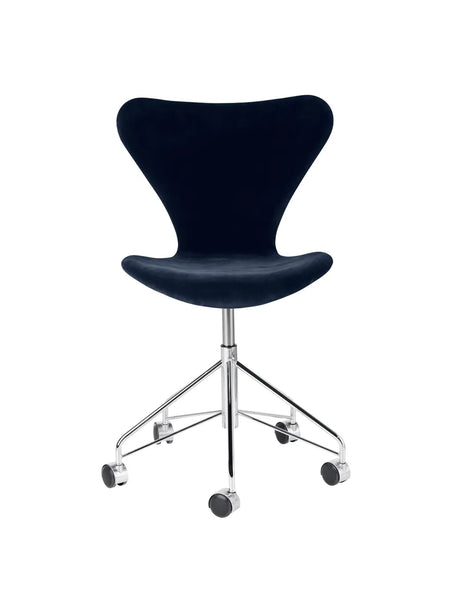 3117 Serie 7 Kontorstol af Arne Jacobsen - Fuldpolstret / Belfast (velour) / Midnight blue - Jacobsen Plus