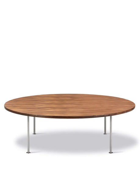 Wegner Ox Table fra Fredericia Furniture - Ø150 cm / Valnød - oliebehandlet / H: 41 cm - Jacobsen Plus