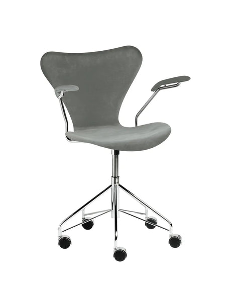 3217 Serie 7 Kontorstol af Arne Jacobsen - Fuldpolstret / Belfast (velour) / Seal grey - Jacobsen Plus