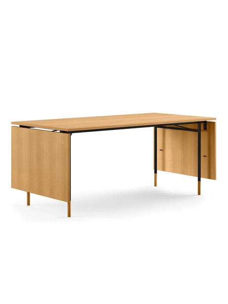 Nyhavn Spisebord af Finn Juhl - Sort stel / Eg olie - Jacobsen Plus