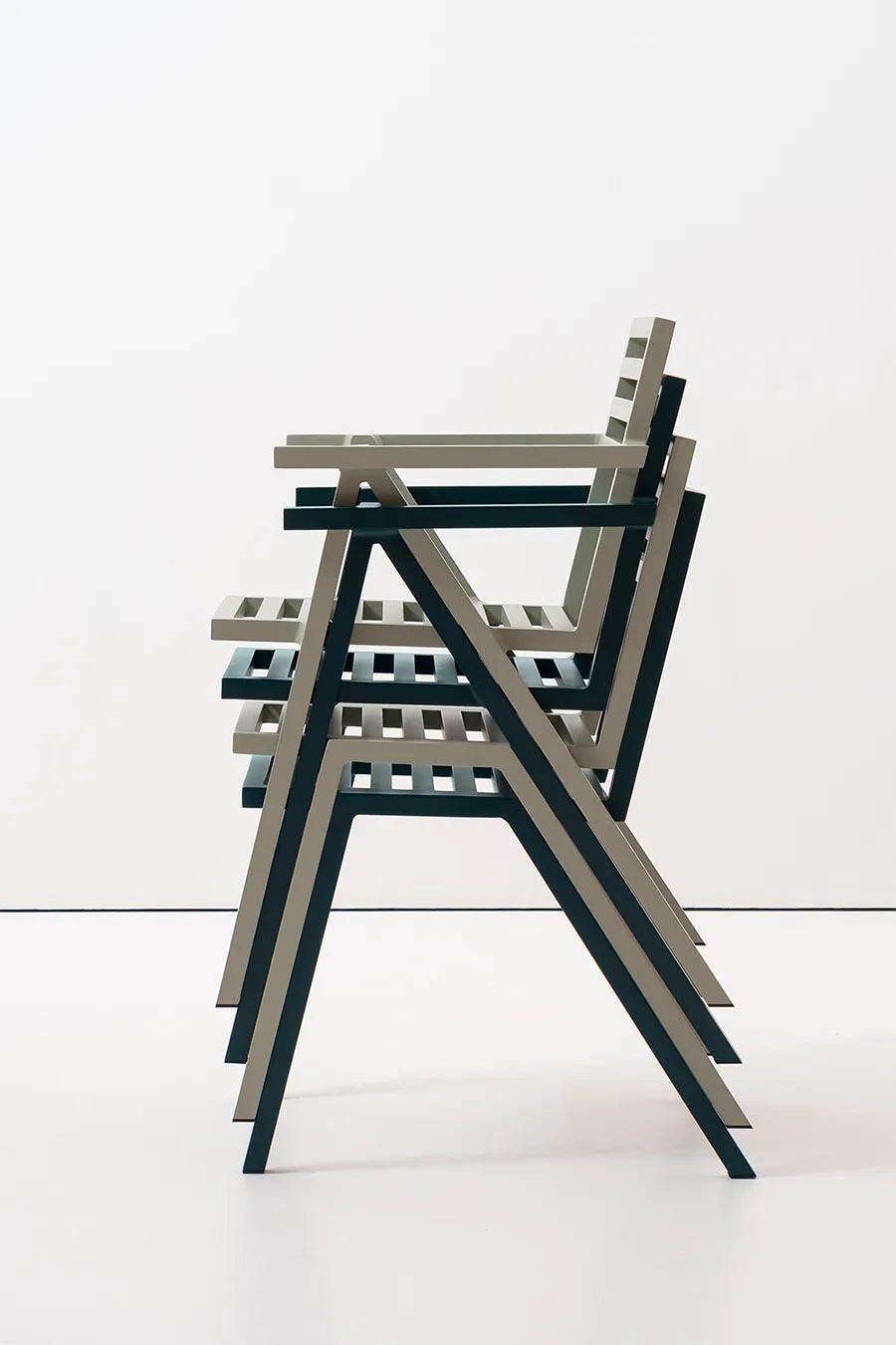 Stacking Arm Chair, grøn fra 19 Outdoors - 2 - Jacobsen Plus