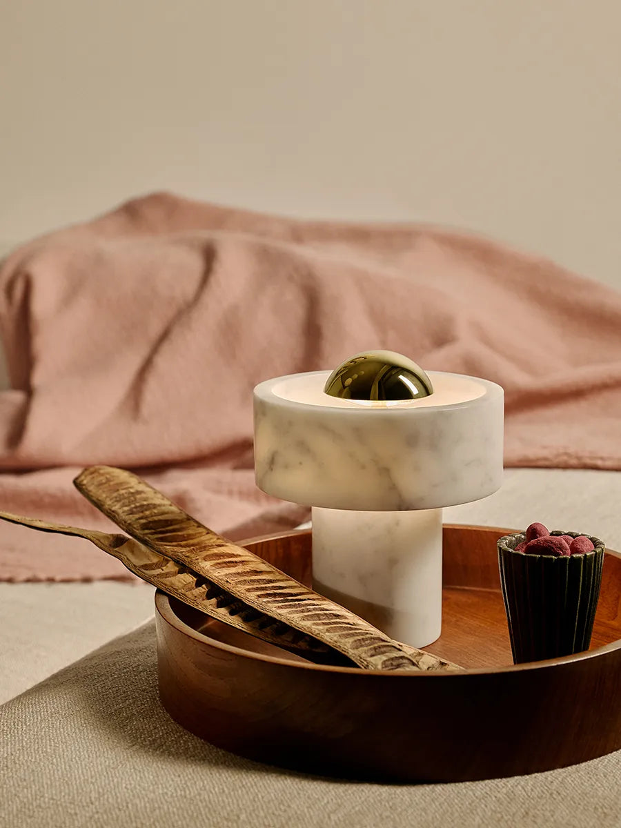 Stone Portable Bordlampe fra Tom Dixon - 4 - Jacobsen Plus