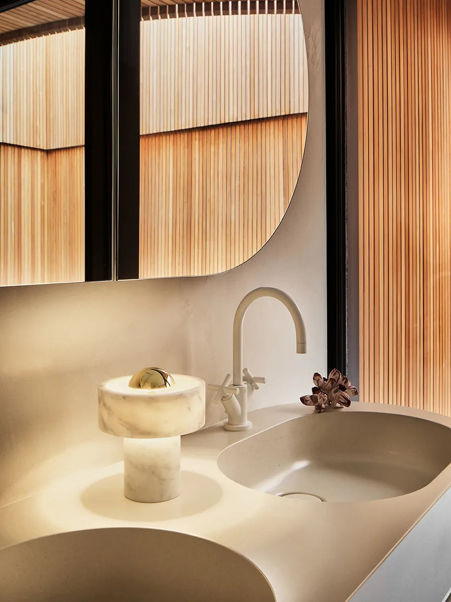 Stone Portable Bordlampe fra Tom Dixon - 2 - Jacobsen Plus