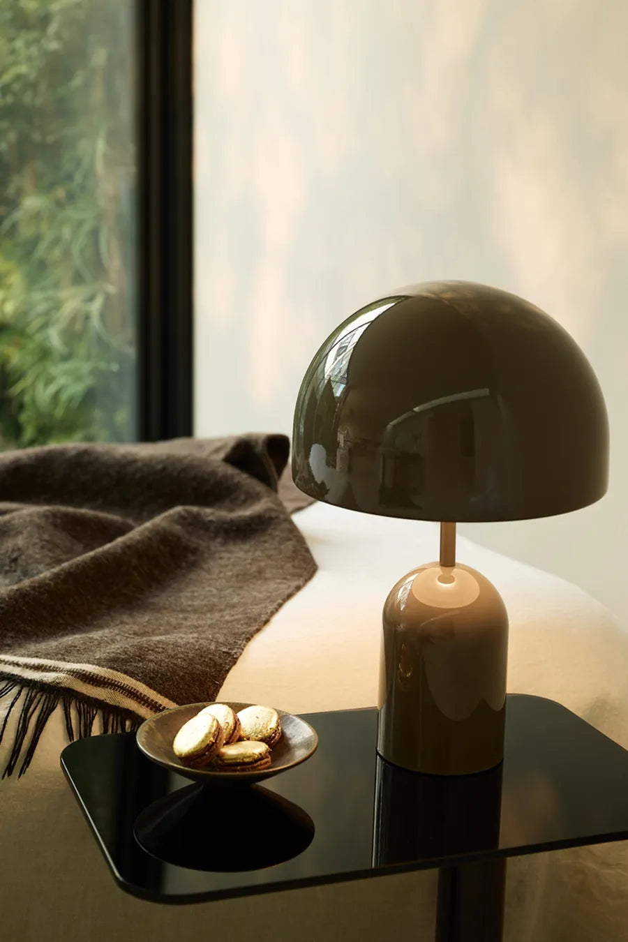 Bell Portable Bordlampe, taupe fra Tom Dixon - 3 - Jacobsen Plus