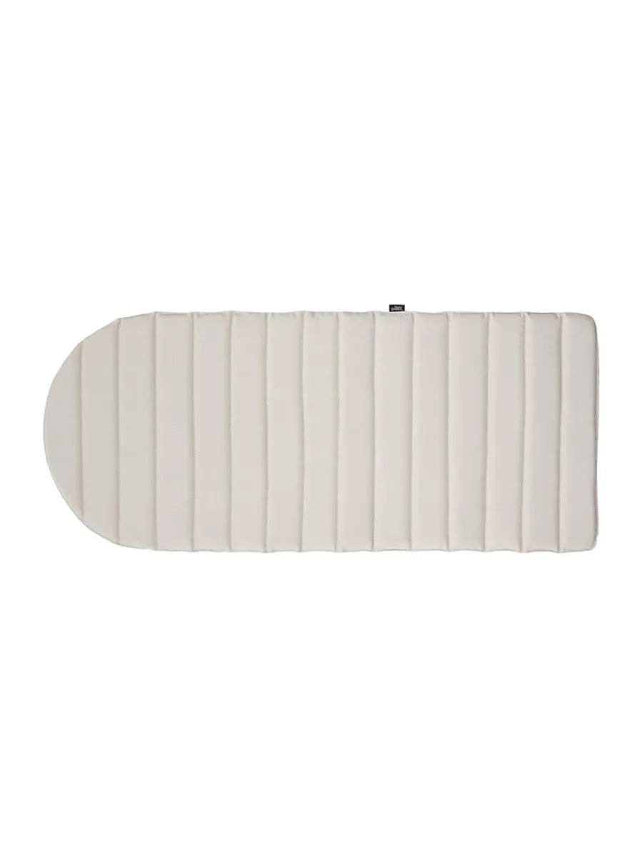 Groove Full Seat Cushion fra Tom Dixon - Putty - Jacobsen Plus