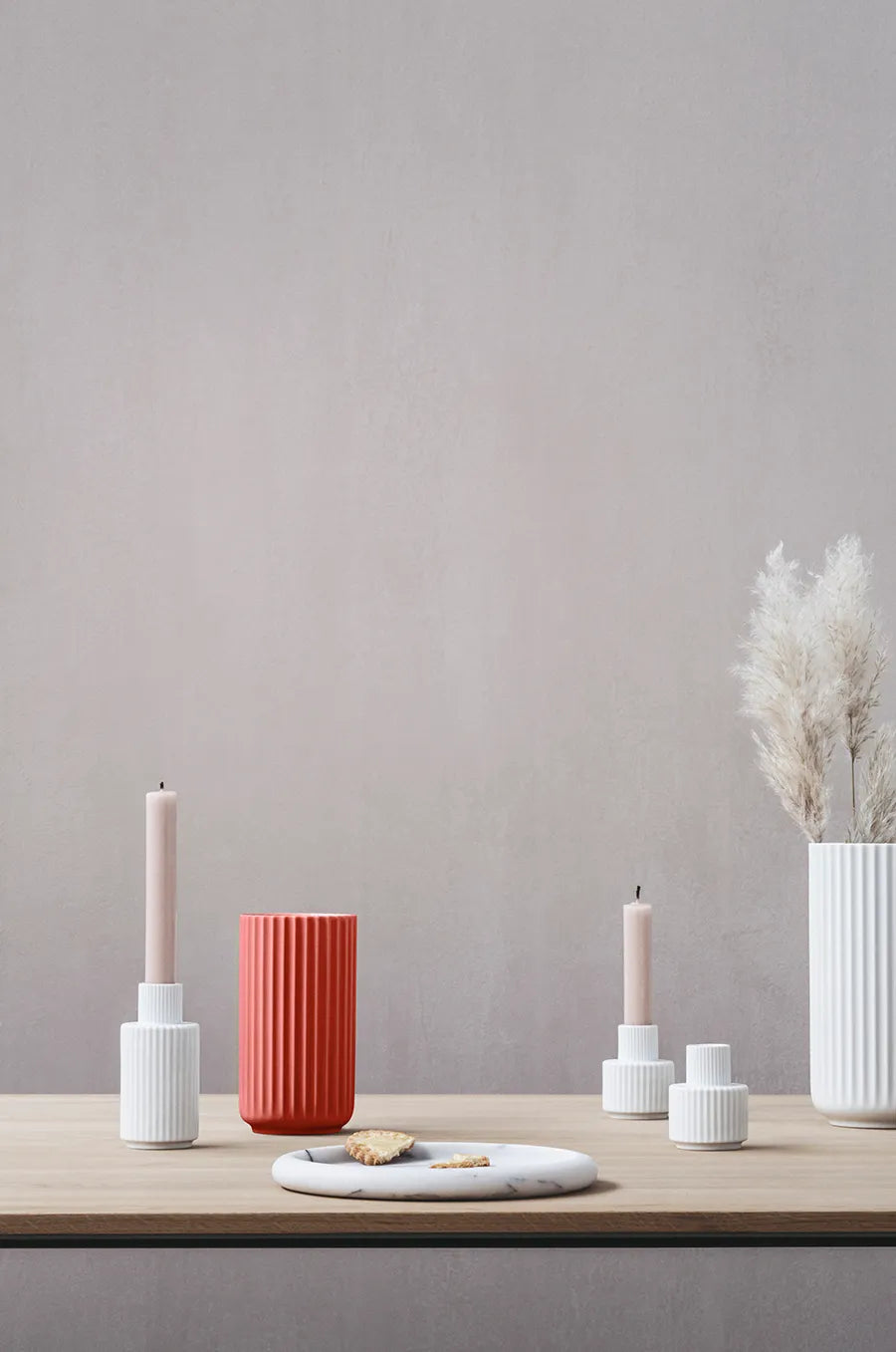 Lyngbyvasen i rød, H15,5 cm fra Lyngby Porcelæn - 4 - Jacobsen Plus