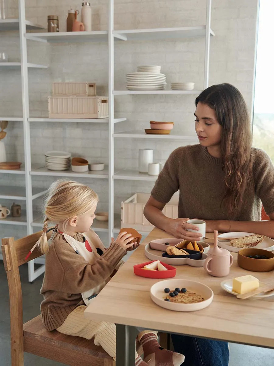 Arne ruminddelt tallerken, Mr bear sandy multi mix fra Liewood - 2 - Jacobsen Plus