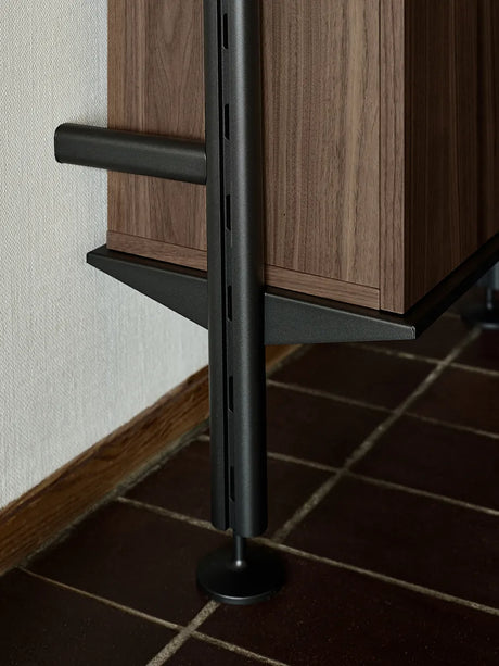 Pira G2 Floor-to-Wall Shelving Bundle D fra String - 2 - Jacobsen Plus