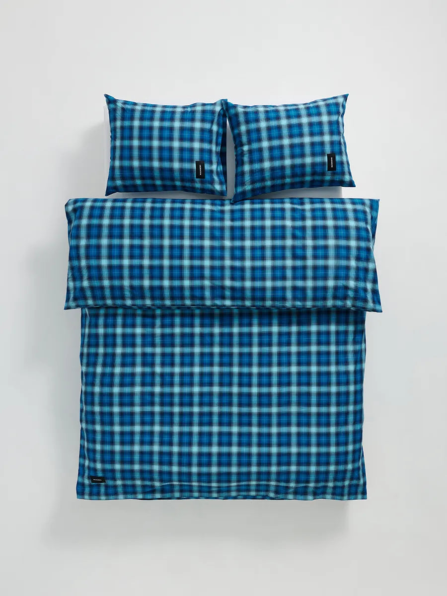 Rodeo Pillow Case, neon blue check fra Magniberg - 2 - Jacobsen Plus