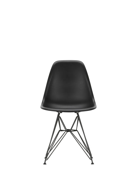 Eames Plastic Side Chair DSR, sort pulverlakeret fra Vitra - Deep black - Jacobsen Plus