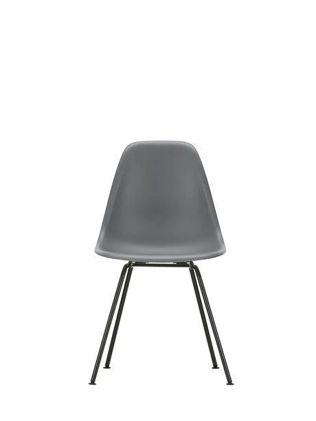 Eames Plastic Side Chair DSX, sort pulverlakeret fra Vitra - Granite grey - Jacobsen Plus