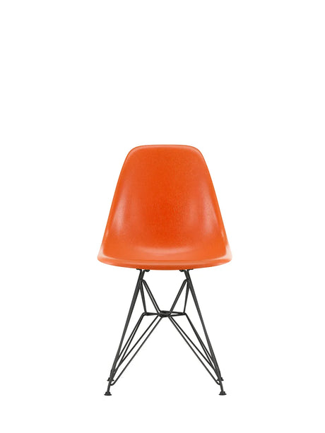 Eames Fiberglass Chair DSR, sortlakeret fra Vitra - Eames Red Orange - Jacobsen Plus