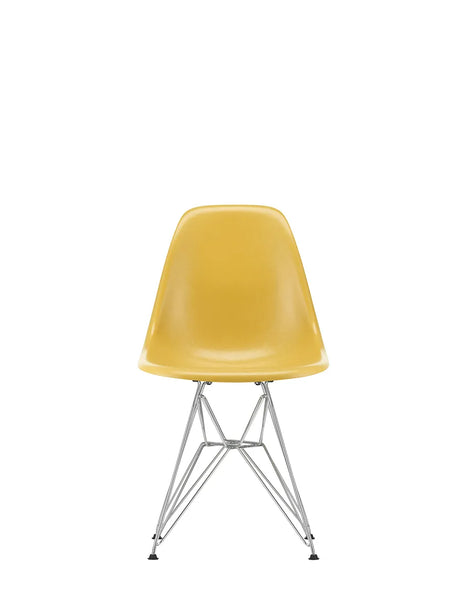 Eames Fiberglass Chair DSR, krom fra Vitra - Eames Ochre Light - Jacobsen Plus