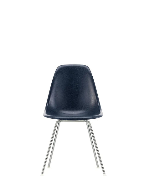 Eames Fiberglass Chair DSX, krom fra Vitra - Eames Navy Blue - Jacobsen Plus