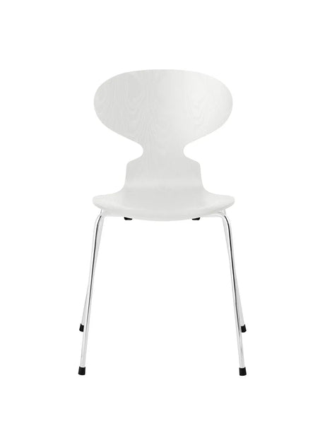 3101 Myren Stol i farvet ask af Arne Jacobsen - Hvid / Krom - Jacobsen Plus