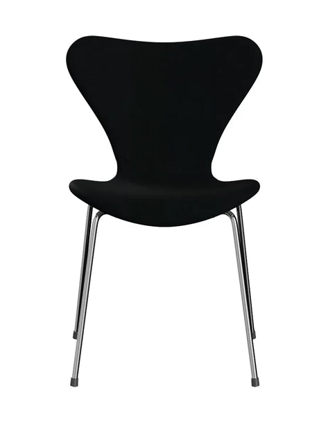 3107 Serie 7, fuldpolstret af Arne Jacobsen - Divina / 191 Sort - Jacobsen Plus