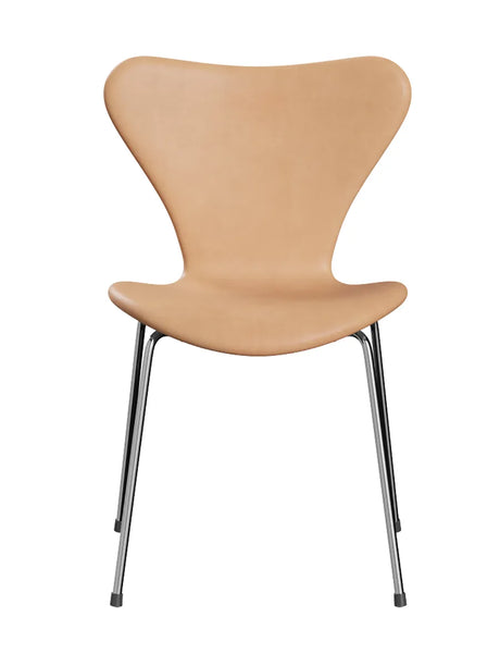 3107 Serie 7, fuldpolstret af Arne Jacobsen - Natur læder / Natur - Jacobsen Plus