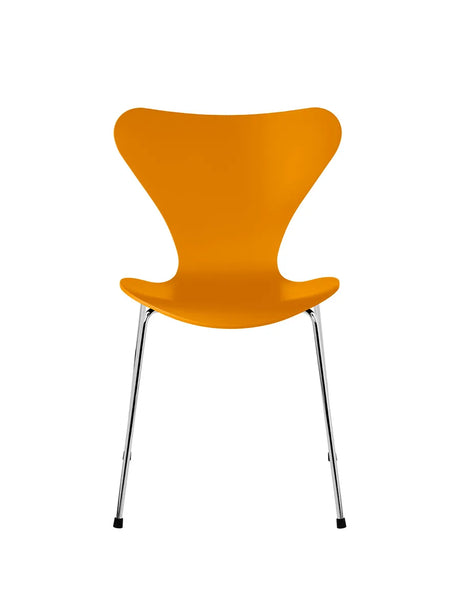 3107 Serie 7 stol lakeret af Arne Jacobsen - Burnt Yellow / Krom - Jacobsen Plus