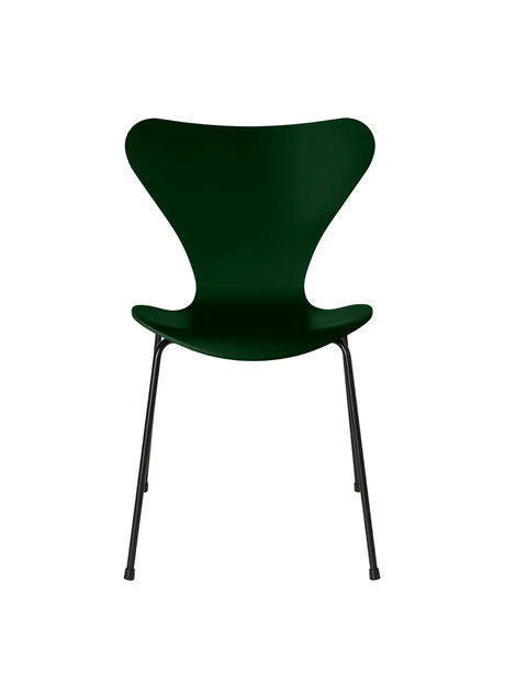 3107 Serie 7 stol lakeret af Arne Jacobsen - Evergreen / Sort - Jacobsen Plus
