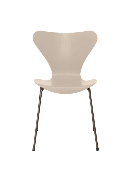 3107 Serie 7 stol i farvet ask af Arne Jacobsen - Light Beige / Brown Bronze - Jacobsen Plus