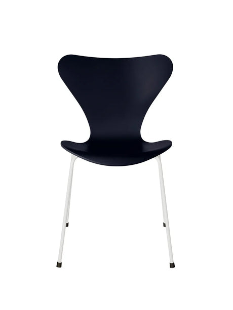 3107 Serie 7 stol lakeret af Arne Jacobsen - Midnight Blue / Hvid - Jacobsen Plus