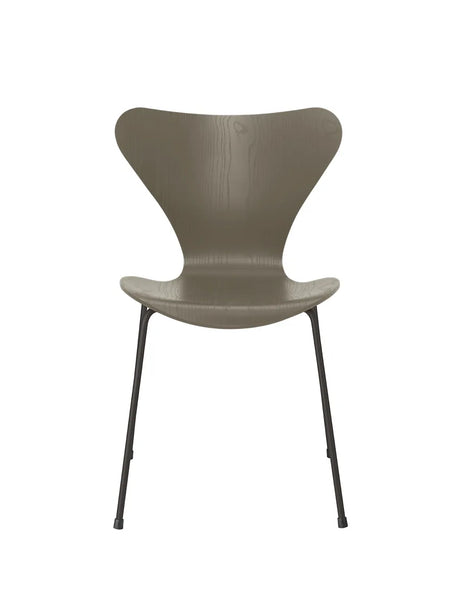 3107 Serie 7 stol i farvet ask af Arne Jacobsen - Olive Green / Warm Graphite - Jacobsen Plus
