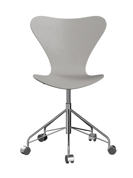 3117 Serie 7 Kontorstol af Arne Jacobsen - Uden polstring / Farvet ask / Nine grey - Jacobsen Plus