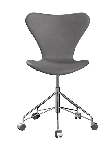 3117 Serie 7 Kontorstol af Arne Jacobsen - Fuldpolstret / Embrace læder / Concrete - Jacobsen Plus