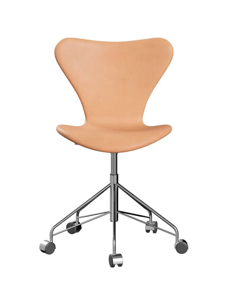 3117 Serie 7 Kontorstol af Arne Jacobsen - Fuldpolstret / Natur læder / Natur - Jacobsen Plus