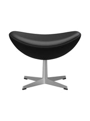 3127 Fodskammel til Ægget af Arne Jacobsen læder