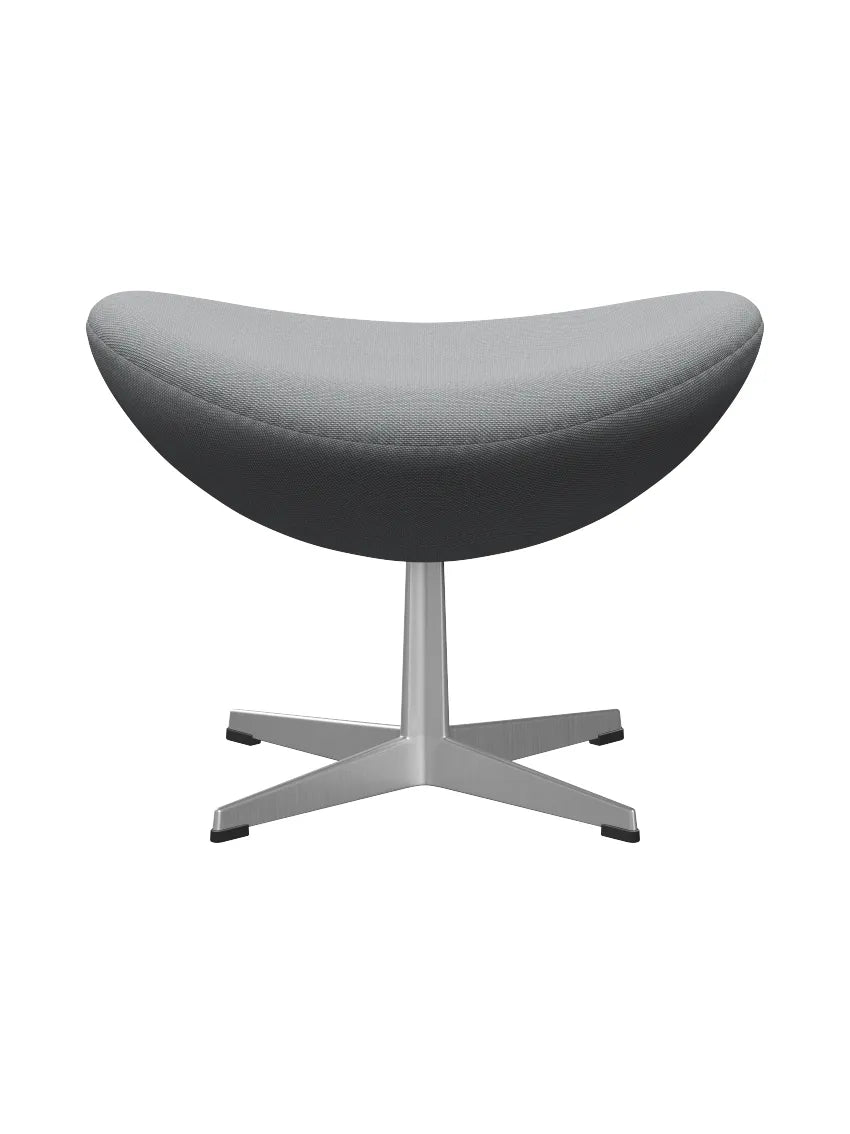 3127 Fodskammel til Ægget af Arne Jacobsen stofgr. 2