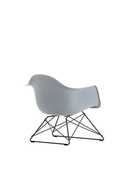 Eames Plastic Armchair LAR, sortlakeret fra Vitra - 1 - Jacobsen Plus