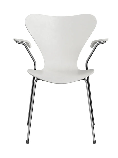 3207 Serie 7 Armstol af Arne Jacobsen - Uden polstring / Farvet ask / Hvid - Jacobsen Plus