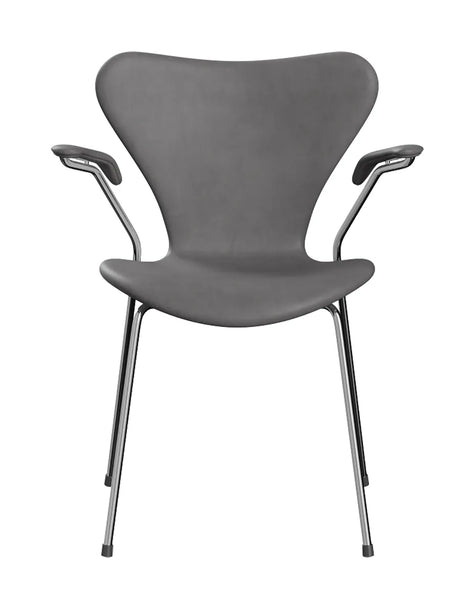 3207 Serie 7 Armstol af Arne Jacobsen - Fuldpolstret / Embrace læder / Concrete - Jacobsen Plus