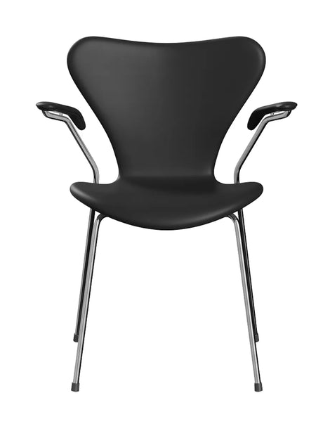 3207 Serie 7 Armstol af Arne Jacobsen - Fuldpolstret / Soft læder / Sort - Jacobsen Plus