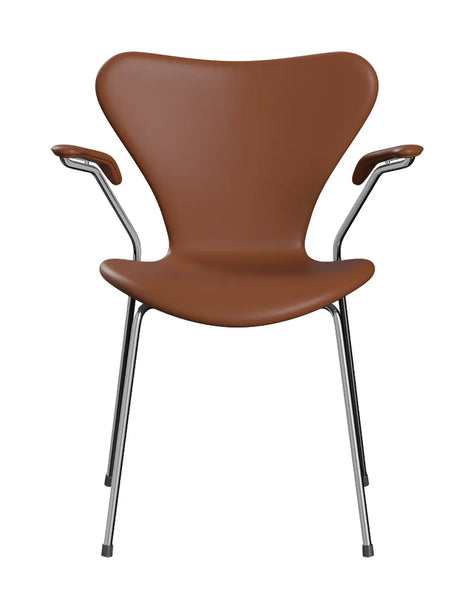 3207 Serie 7 Armstol af Arne Jacobsen - Fuldpolstret / Soft læder / Cognac - Jacobsen Plus