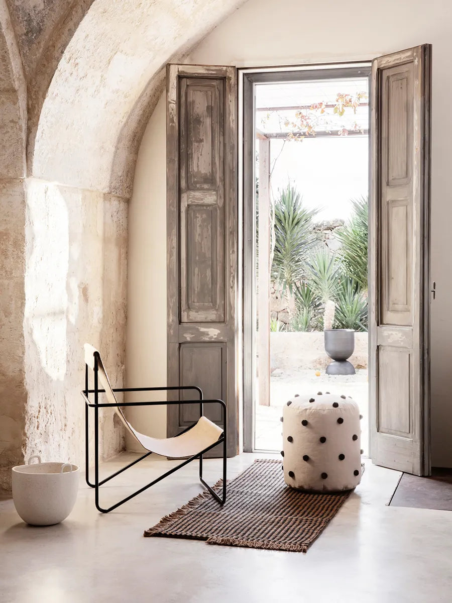 Desert Lounge Chair, sort fra Ferm Living - 3 - Jacobsen Plus