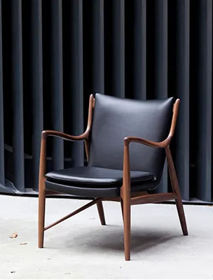 45 Lænestol, eg olie af Finn Juhl - 1 - Jacobsen Plus