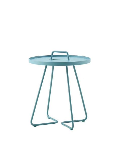 On The Move Sidebord fra Cane-line - Lille / Aqua - Jacobsen Plus