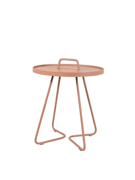 On The Move Sidebord fra Cane-line - Lille / Dark Rose - Jacobsen Plus