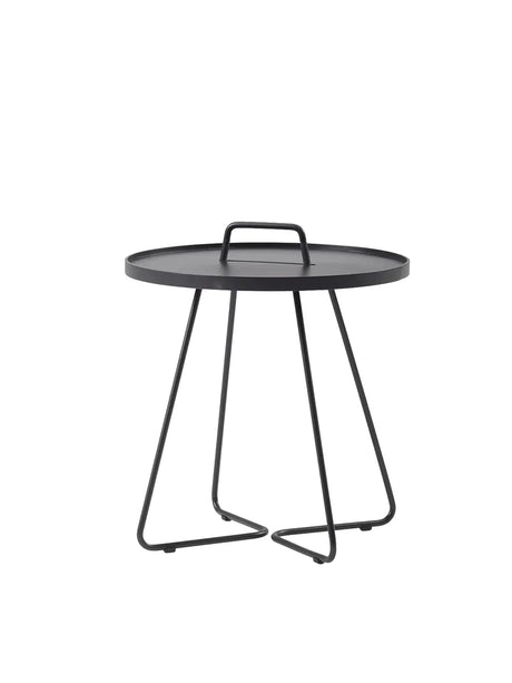 On The Move Sidebord fra Cane-line - Lille / Sort - Jacobsen Plus