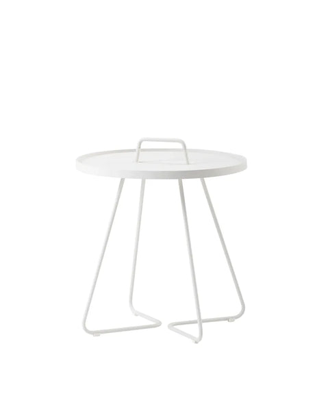 On The Move Sidebord fra Cane-line - Lille / Hvid - Jacobsen Plus