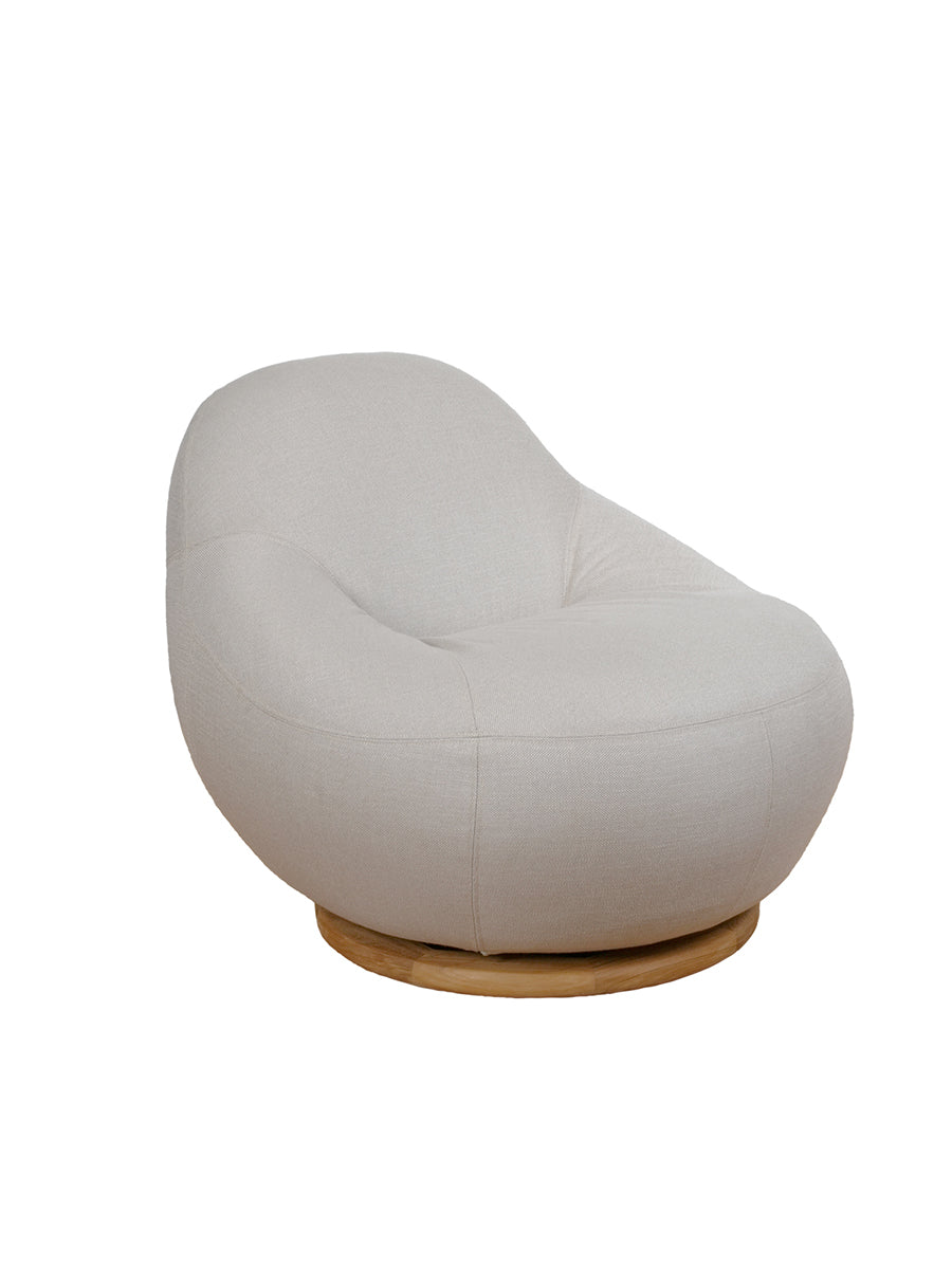 Gem Loungestol med Teak Drejefod fra Cane-line - Sand - Jacobsen Plus