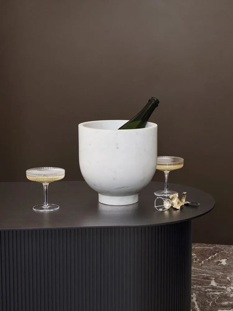 Ripple champagneglas fra Ferm Living